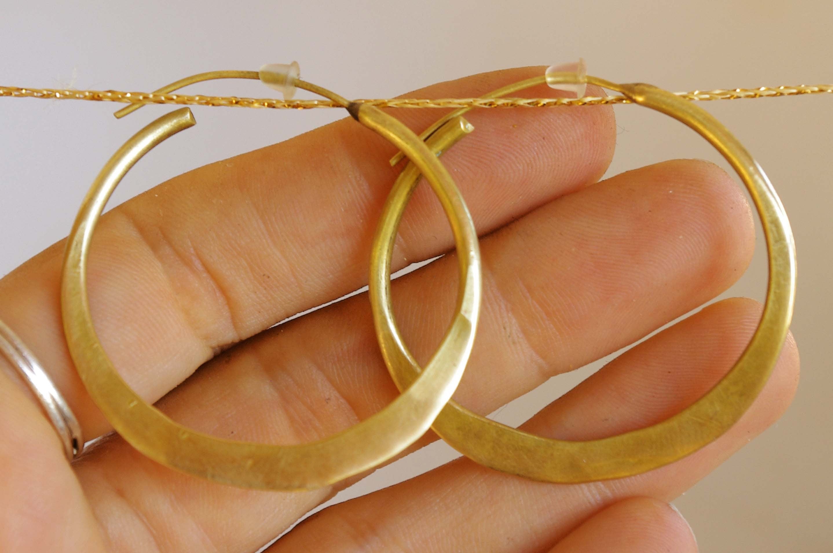 Small gold hoops