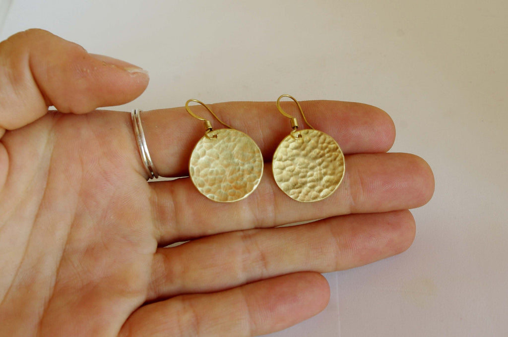 Round gold earrings