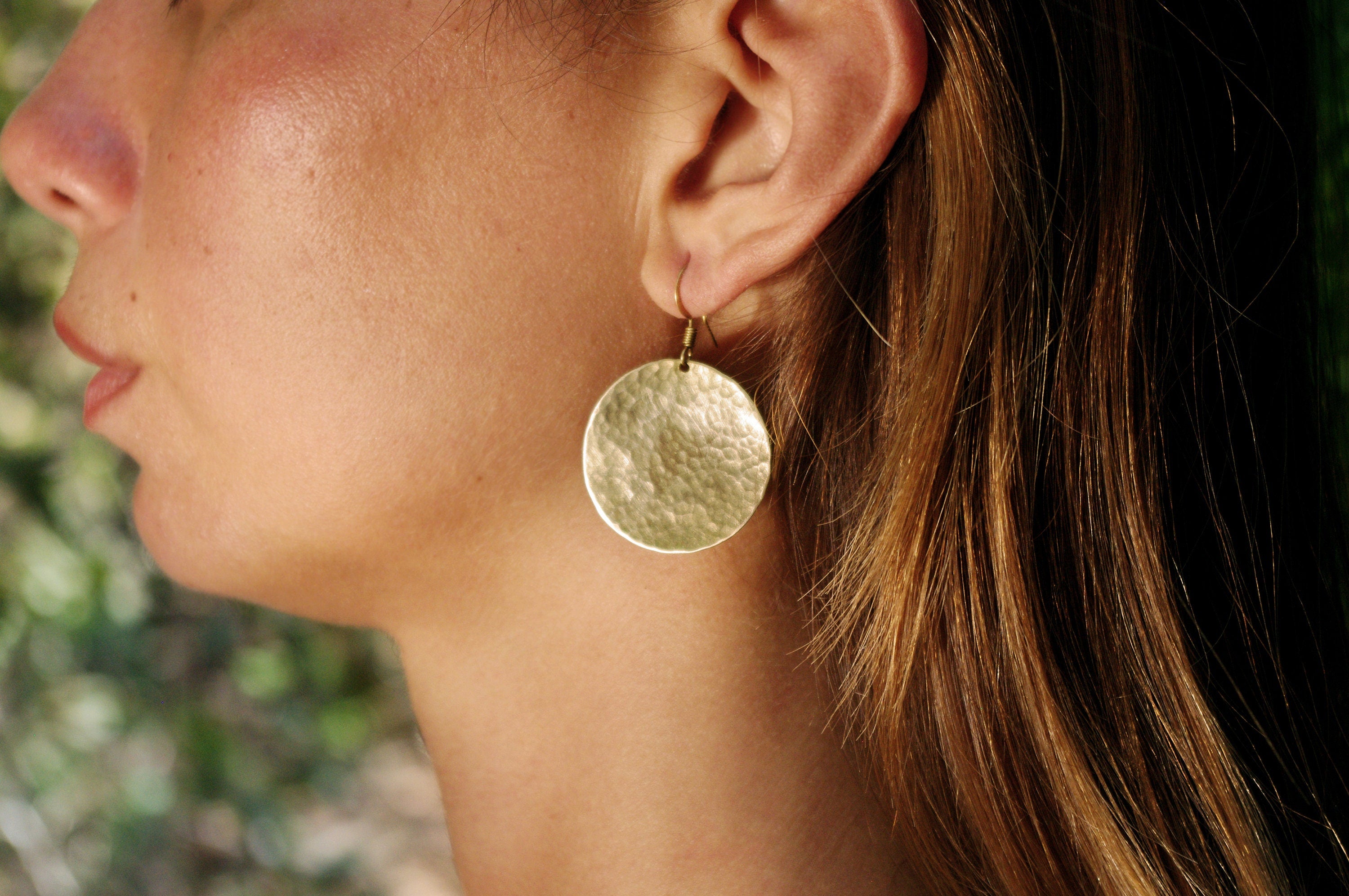 Round gold earrings