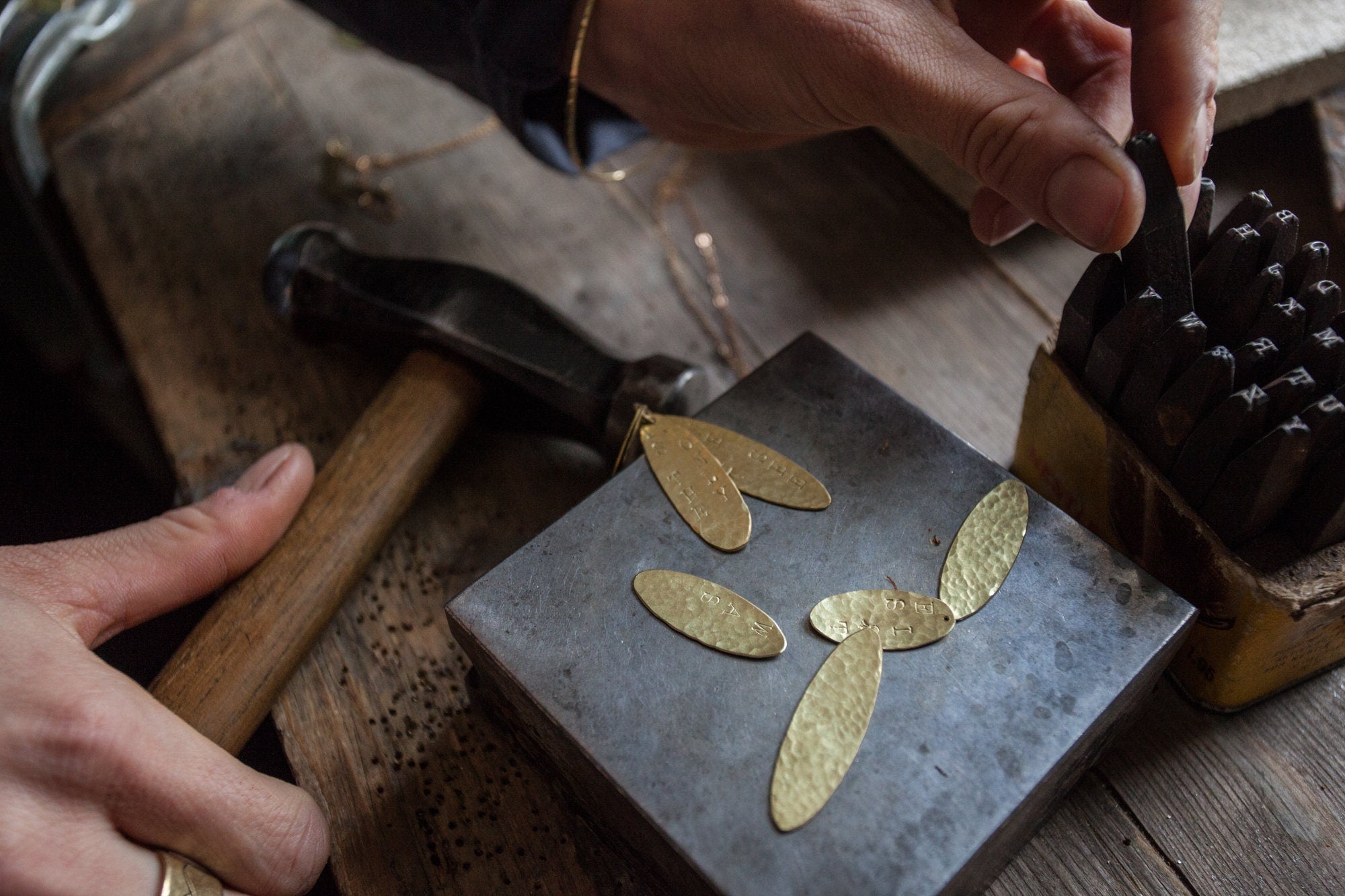 Collier avec gravure – « Mais mon âme est une danseuse »