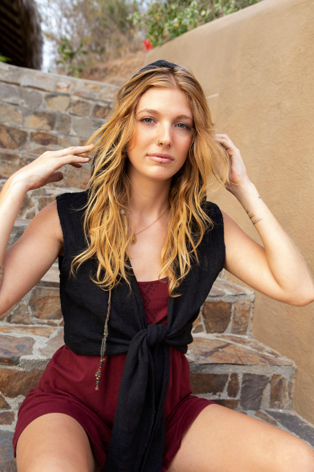 Haut cache-cœur bohème à capuche