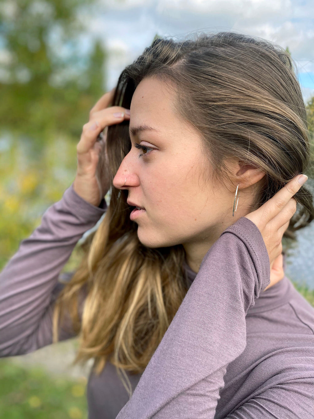 Delicate silver hoop, 925 silver minimalist earrings, fine silver earrings