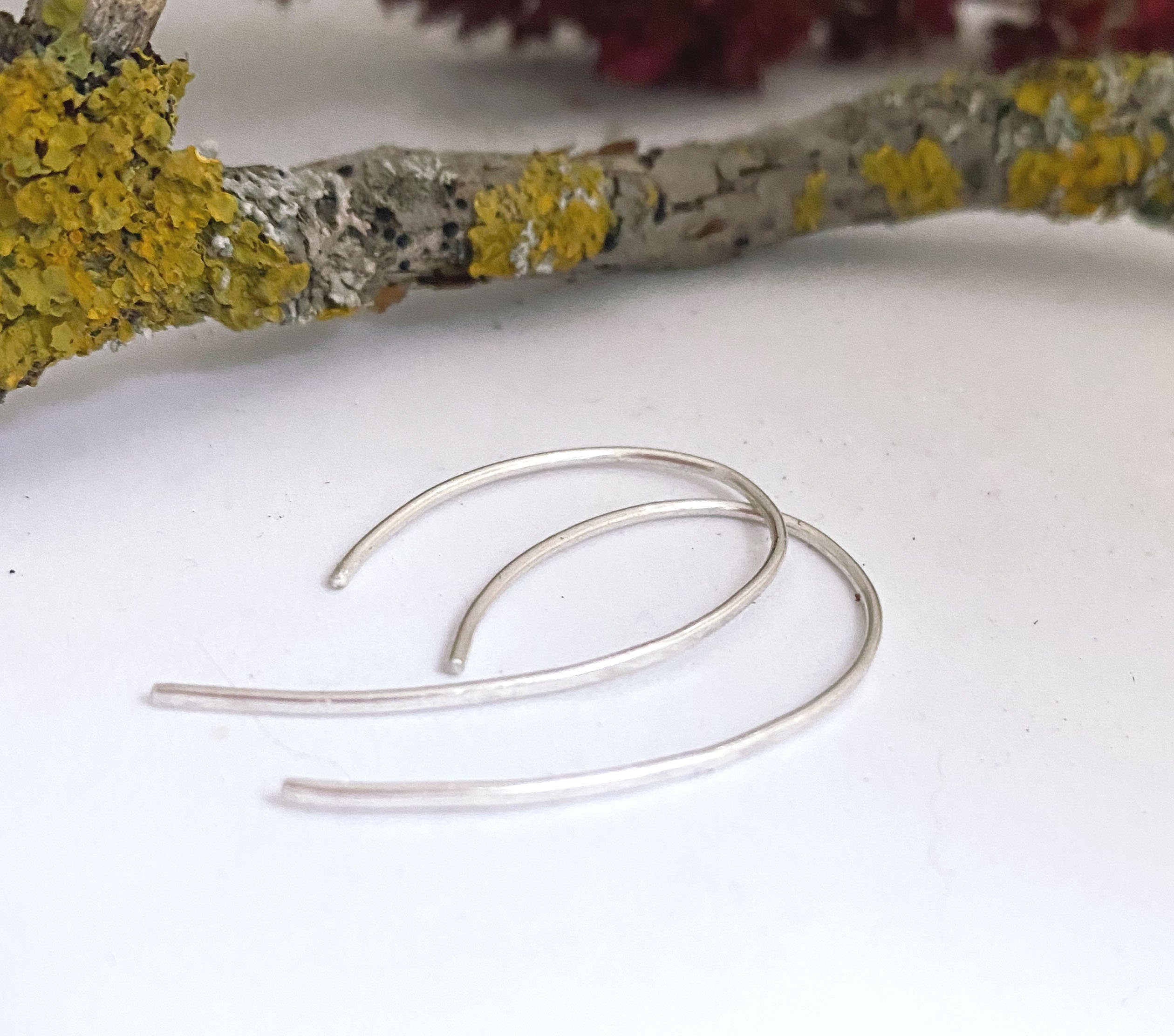 Delicate silver hoop, 925 silver minimalist earrings, fine silver earrings
