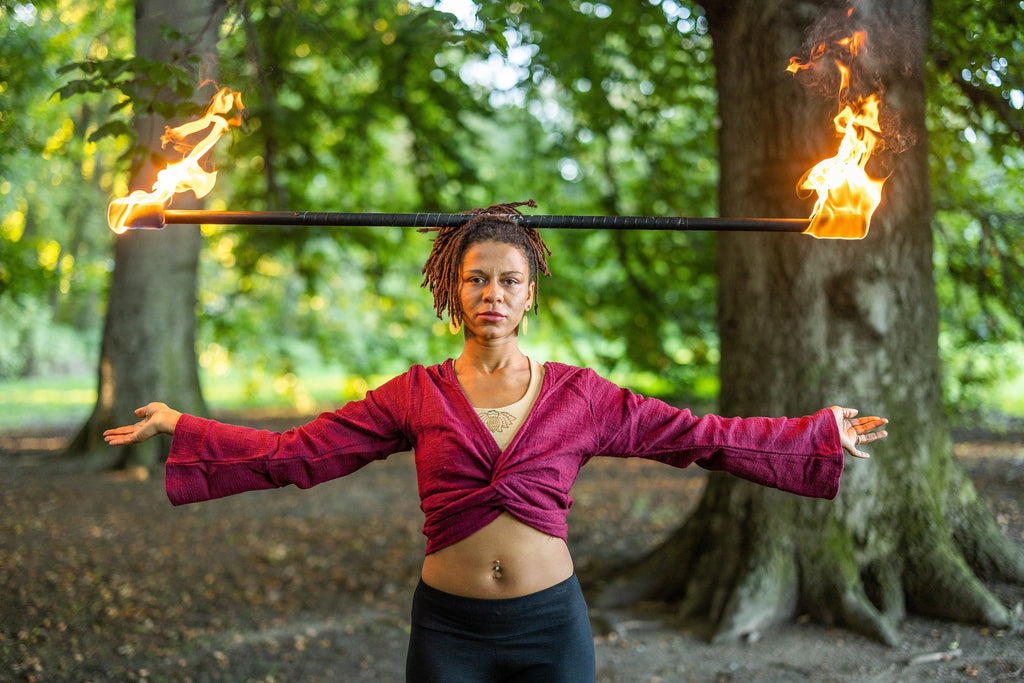 Haut cache-cœur bohème à capuche