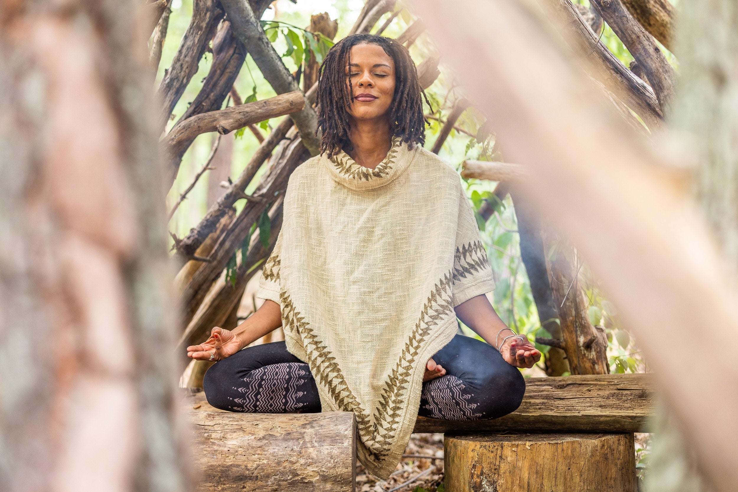 Soft Poncho in a Tribal look