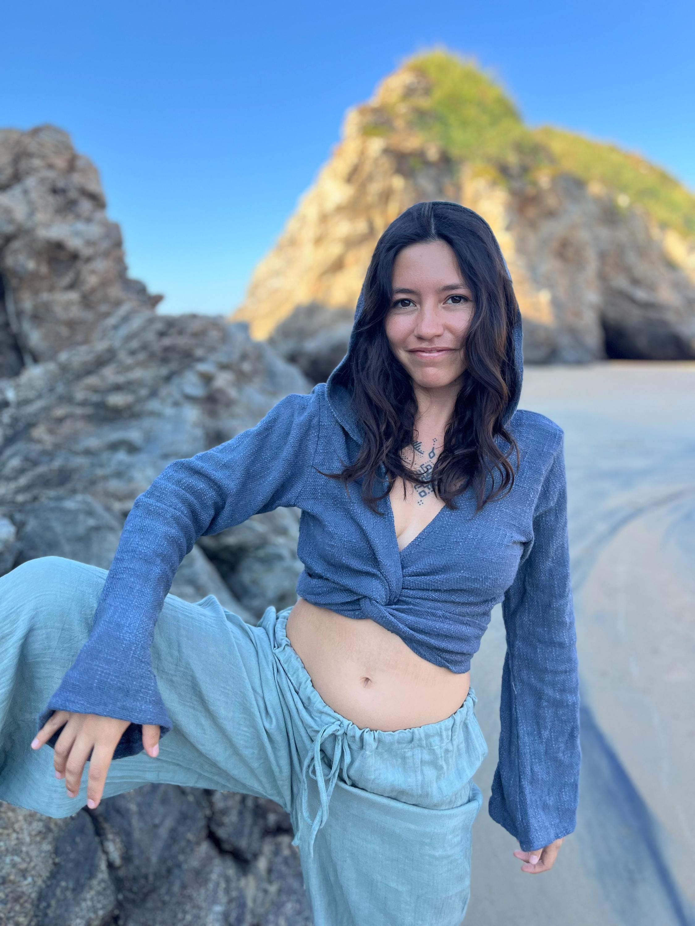 airy summer trousers made of soft muslin fabric