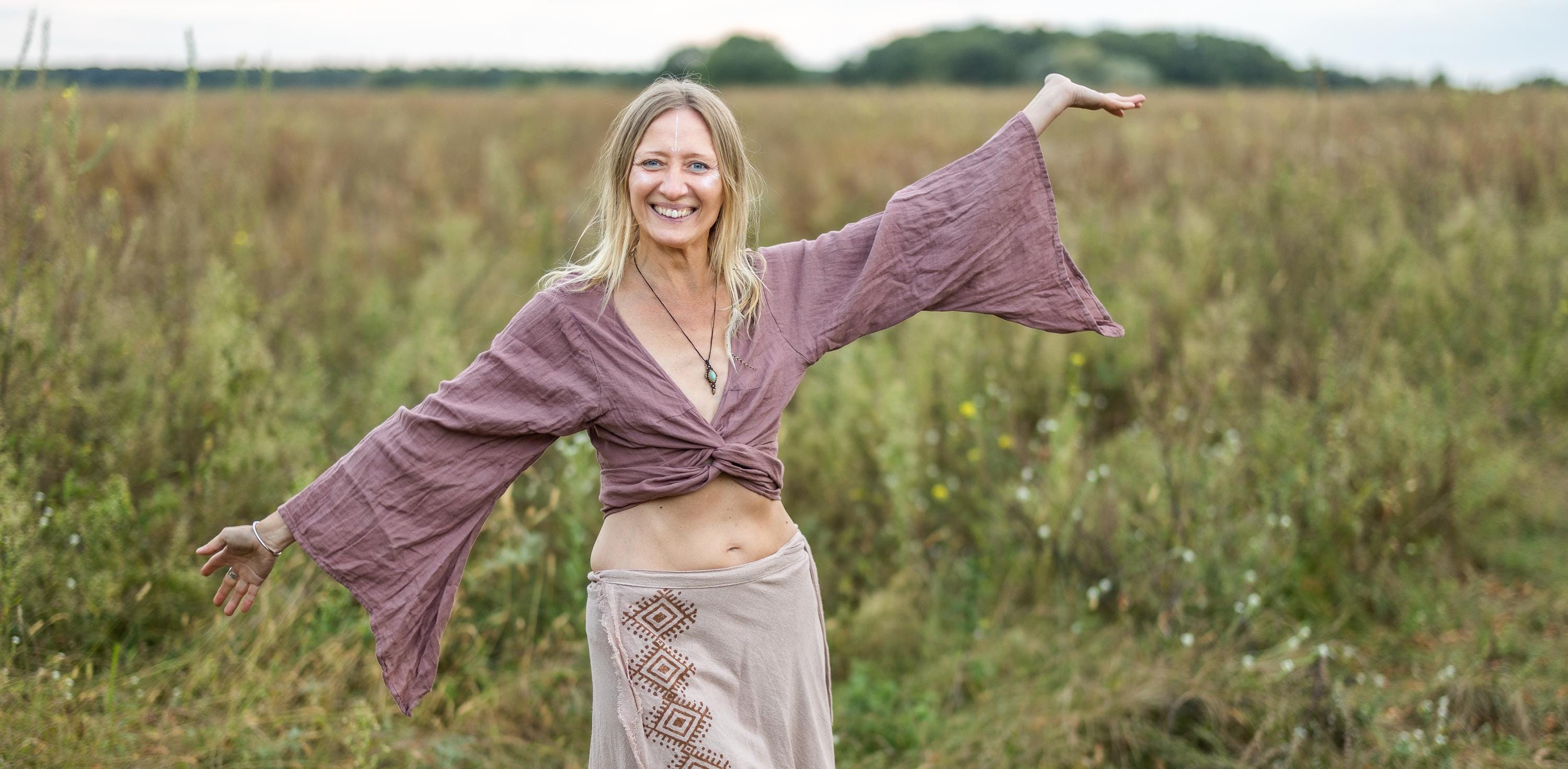 Wickeloberteil aus Musselin mit Trompetenärmeln